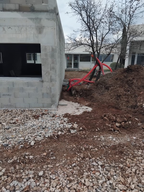 Installation d'un drain en périphérie d'une habitation à Brignoles proche de Rocbaron