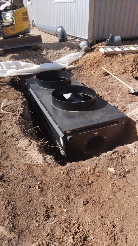 Installation d’un séparateur d’hydrocarbures sur un parking à Hyères pour des locaux professionnels 