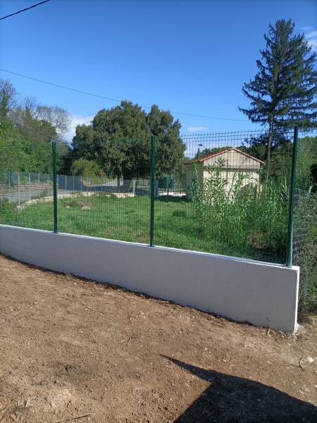 Mur de clôture sur platine à Carnoules var 83