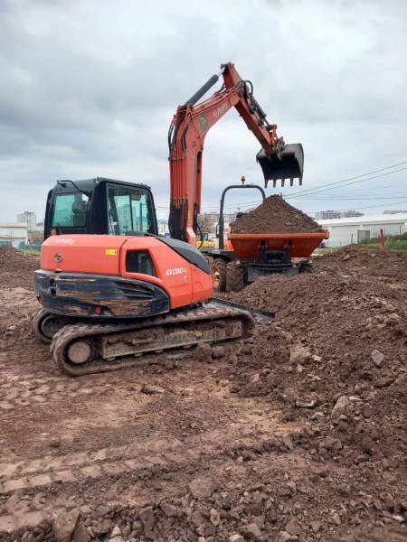 Evacuation des terres excédantes à Cuers dans le var 83 