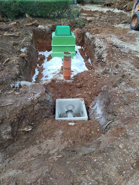 Installation Micro Station Tricel NOVO FR9/6000P avec réhausse à Solliès pont dans le Var