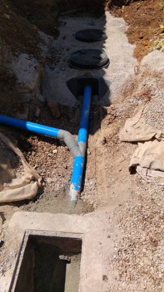 Fosse toutes eaux et épandage : un système d’assainissement essentiel à Méounes proche de Rocbaron dans le Var