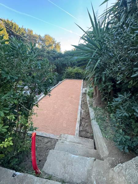 Création de réseaux et terrain de pétanque au Lavandou proche de Hyères