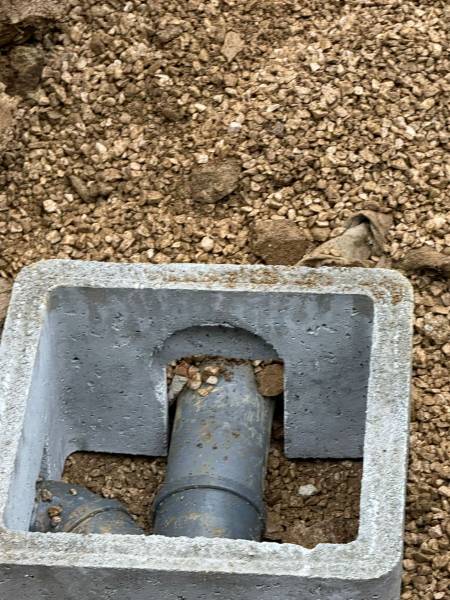 Regard et réseau : Viabilisation de votre terrain à Hyères