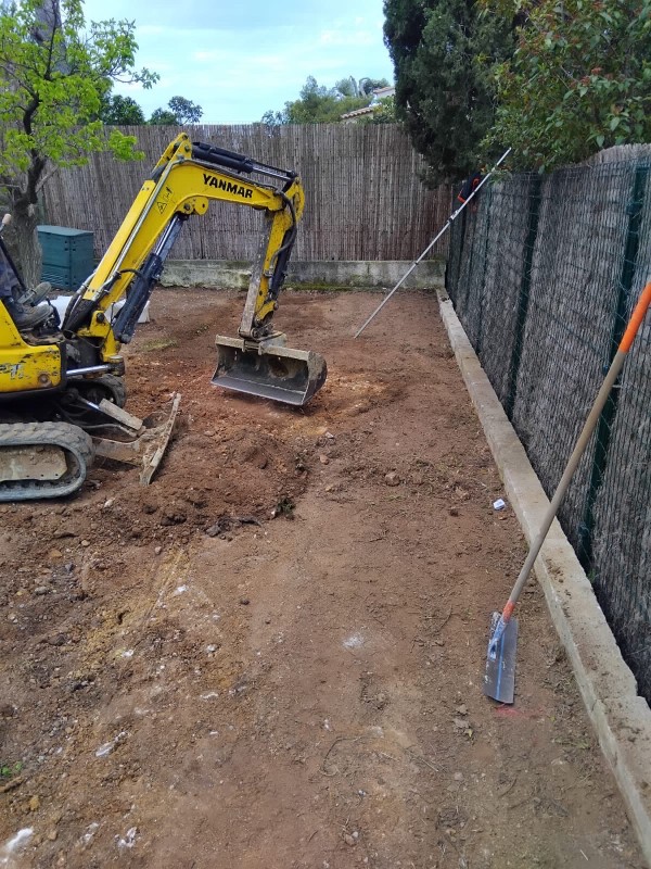 comment construire un terrain de pétanque dans son jardin à Sollies pont et alentours 
