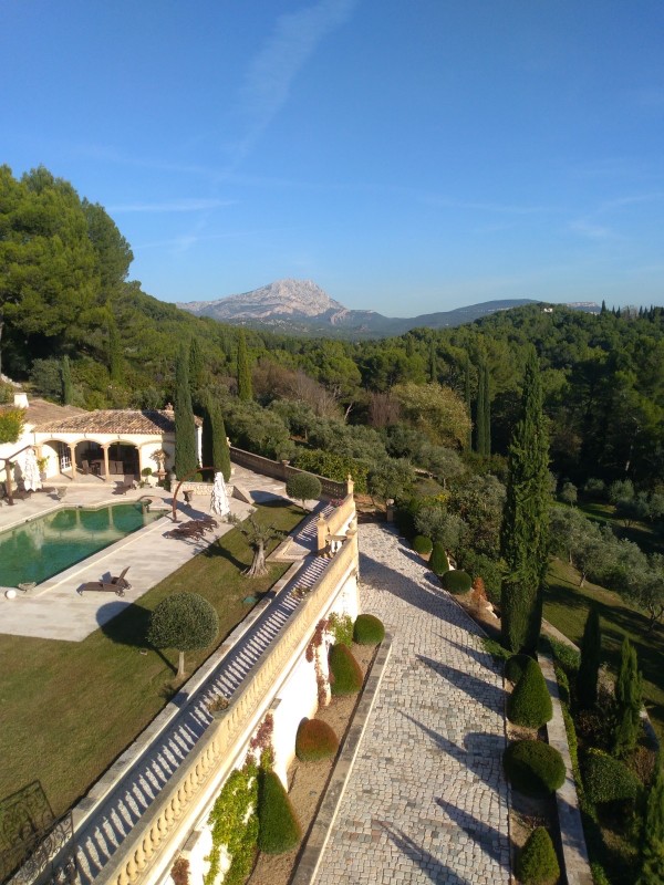 Entretien et taille de végétaux domaine du Var